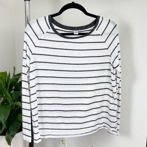 Old Navy | Light Weight Black Stripe Sweater